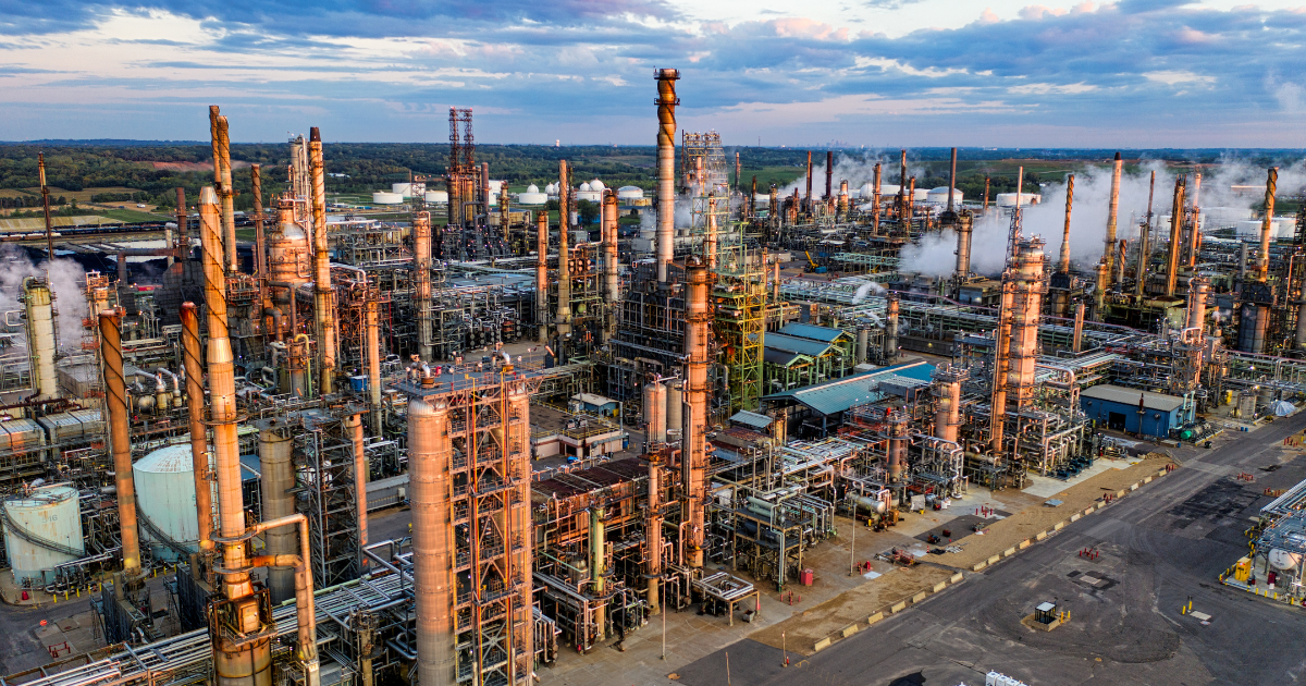 Oil Prices Surge: How Indian Companies — From OMCs to Paint, Tyre & Aviation Stocks — Get Impacted