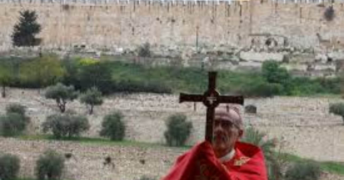 Israeli Police Block Catholic Figures From Palm Sunday Mass at Jerusalem's Holy Sepulchre