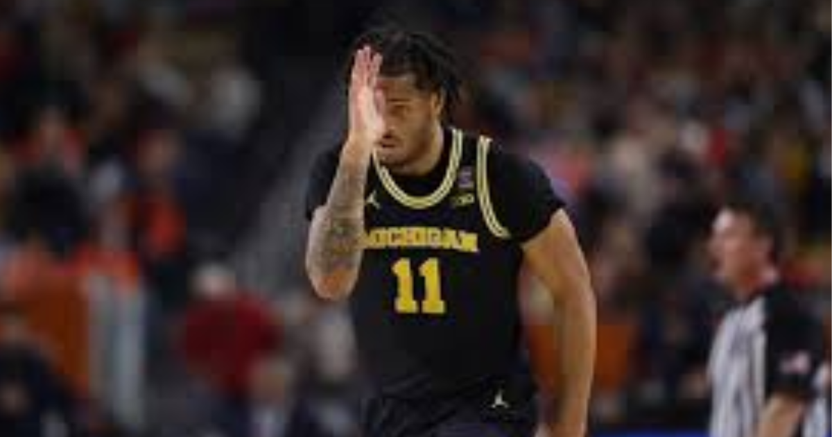 Arizona vs Michigan, Final Four Championship Stakes — See Photos